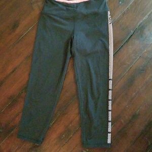 Victoria's Secret knockout capris